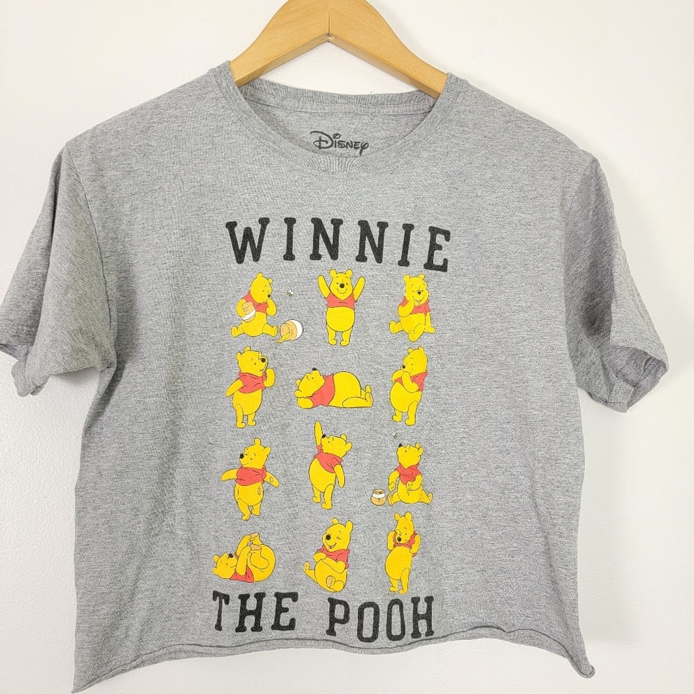 Disney Winnie The Pooh Cropped Gray Yellow Short Sleeve Tee T Shirt XS